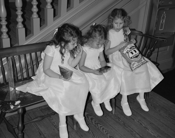 Photographers Kelly Mour