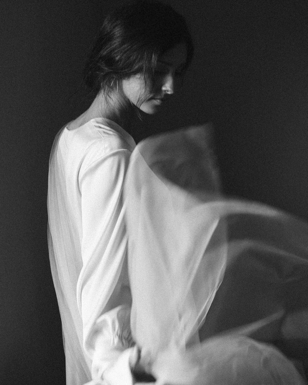 How to Choose a Maid of Honor | Choosing Matron of Honor | How to Pick Maid of Honor