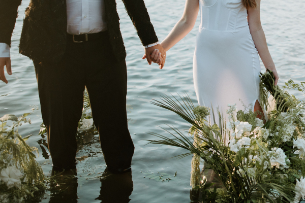 Florists Narcissus & Echo