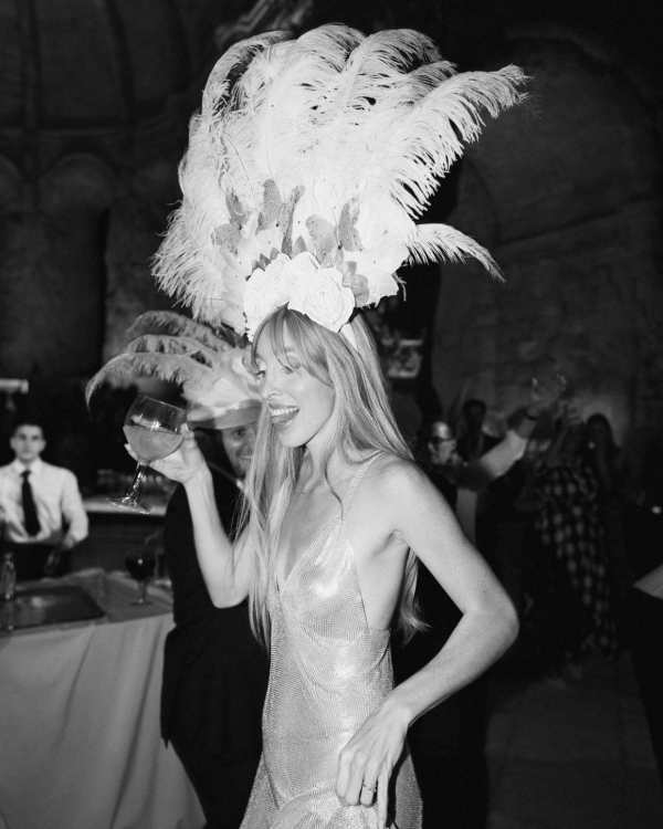 14 Trendy "Naked" Wedding Dresses for 2024