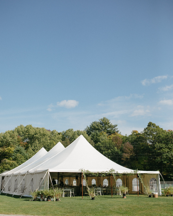 Elegant Wedding at the Beaumaris Yacht Club | Lakeside Wedding Venue in Australia