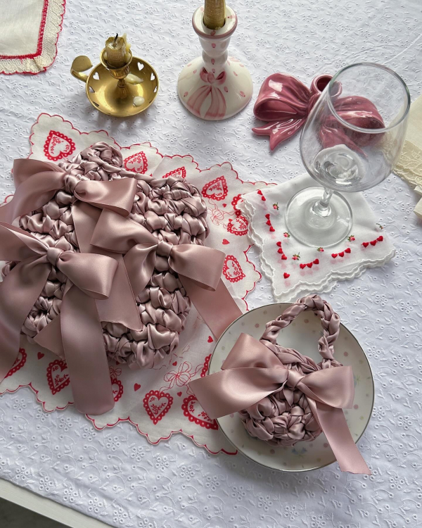 Best Galentine's Day Party Ideas | Things to Do on Galentine's Day | Activities and Decorations