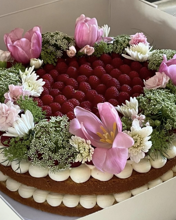 30 Best Wedding Cakes Ideas for Spring 2024 | Dessert Ideas