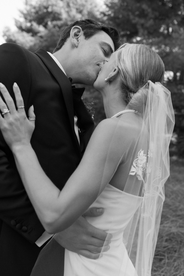 Elegant Wedding at the Beaumaris Yacht Club | Lakeside Wedding Venue in Australia