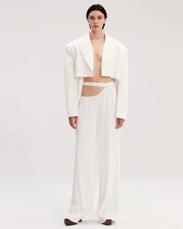 14 Wedding Suit Ideas for Modern Brides