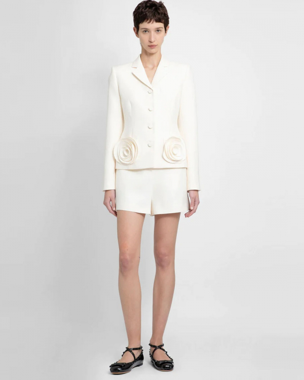 14 Wedding Suit Ideas for Modern Brides