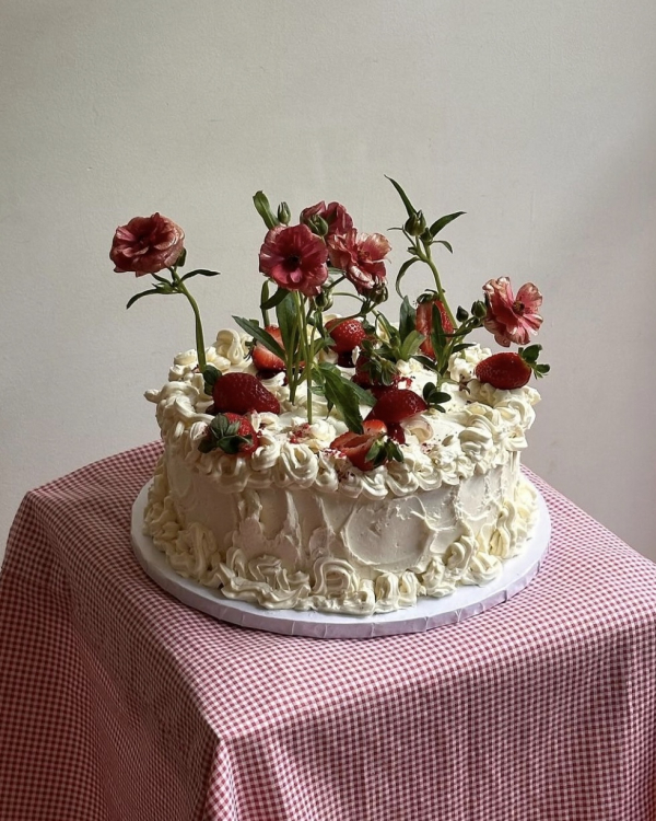 30 Best Wedding Cakes Ideas for Spring 2024 | Dessert Ideas