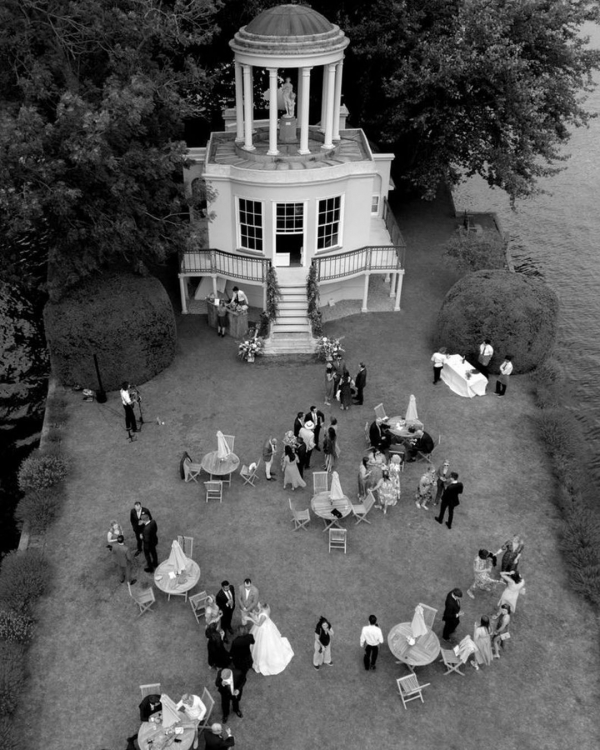 Pros and Cons of Weekday Wedding | Having a Wedding on a Weekday