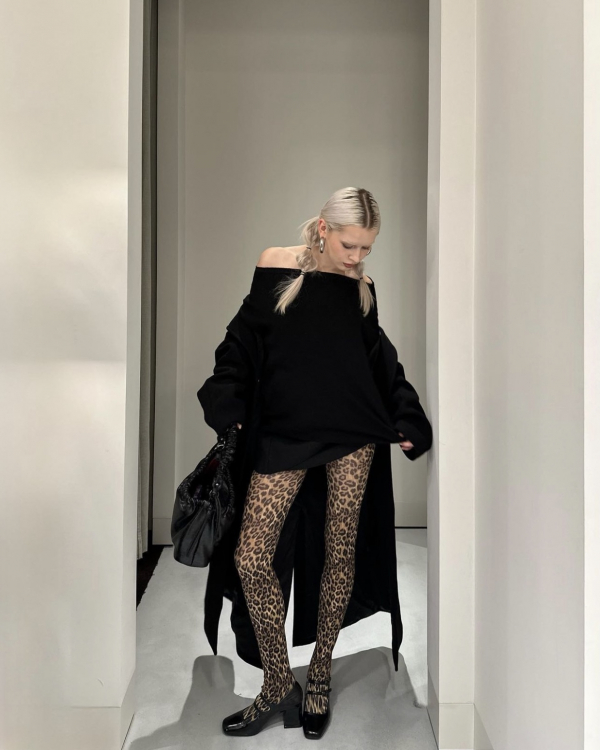 Best Fashion Tights to Wear This Spring | Tights Trend 2024