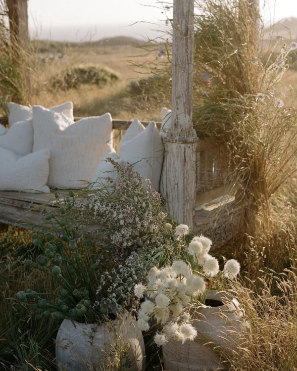 Eco-Friendly Wedding: Tips & Tricks | Sustainable Wedding Dress, Rings, Invitations & Decoration Ideas