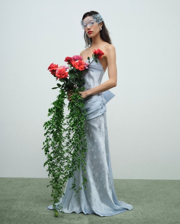 10 Flower Varieties Trending for 2025 Weddings