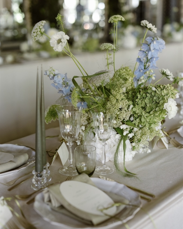 A Romantic Wedding at a Timeless English Countryside Estate