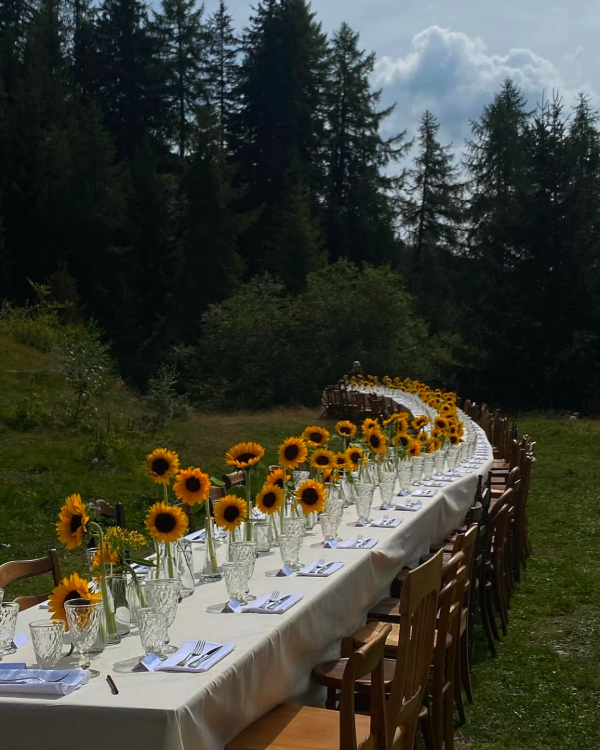 35 Ways to Style Freestanding Floral Stems