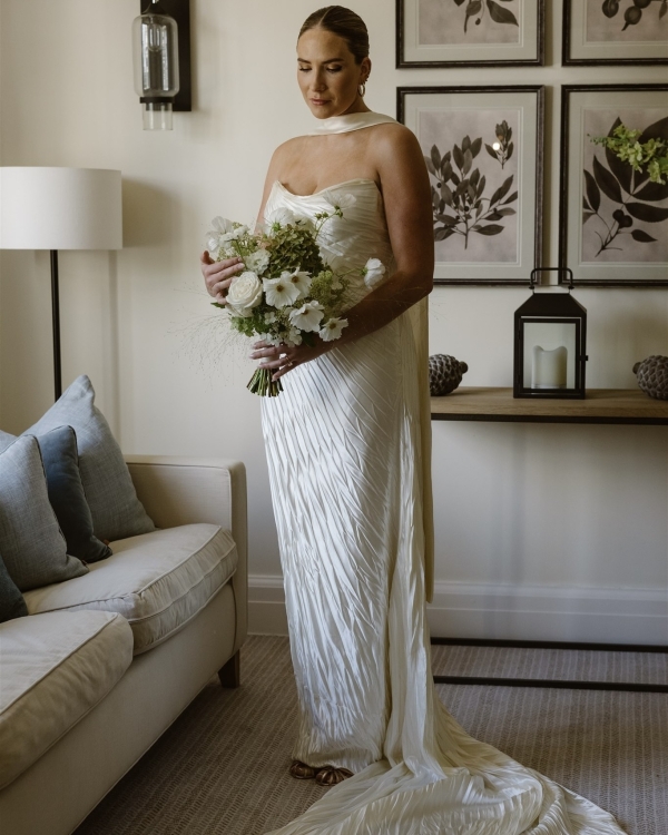 A Romantic Wedding at a Timeless English Countryside Estate