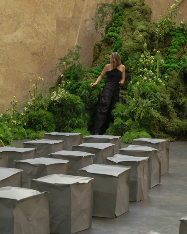 45 Silver Wedding Decor Ideas That Are Totally on Trend