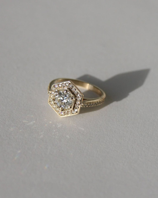 14 Wedding & Engagement Ring Mistakes That Could Cost You Thousands