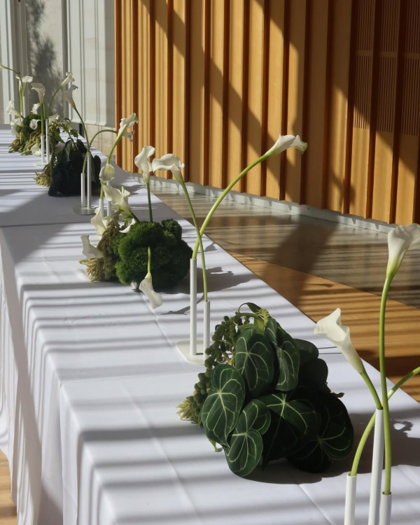 35 Ways to Style Freestanding Floral Stems