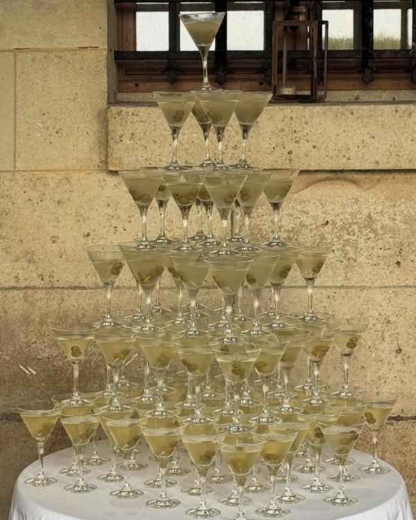 30 Creative Drink Tower Ideas to Elevate Your Cocktail Hour