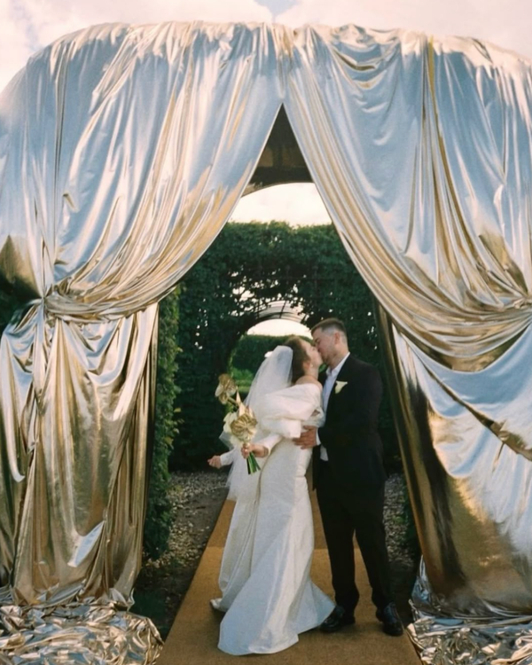 45 Silver Wedding Decor Ideas That Are Totally on Trend