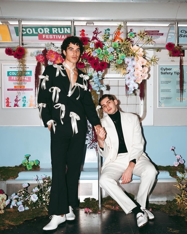 35 Engagement Photoshoot Ideas for Unforgettable Photos