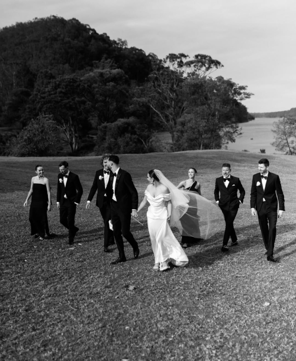 23 Best Wedding Photographers in Australia | Modern, Cinematic Photography | TOP Luxury Bridal Photographers