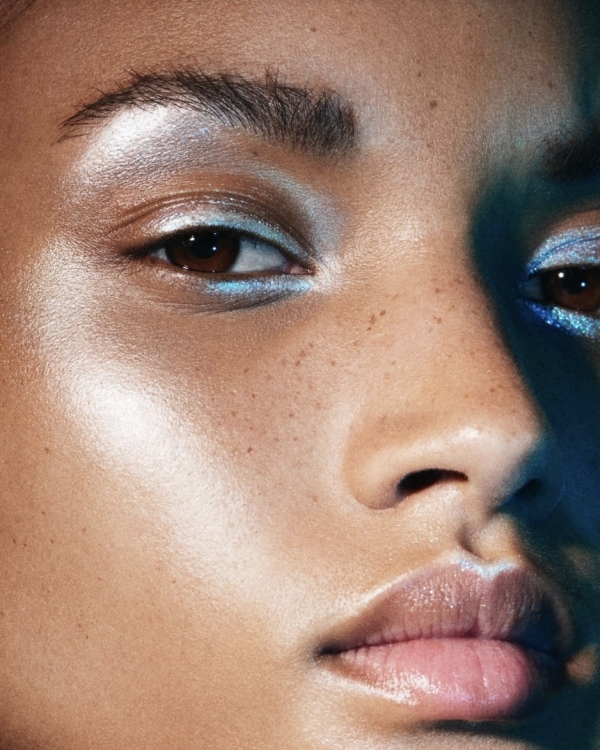 A Step-by-Step Guide to Sea Witchery Makeup