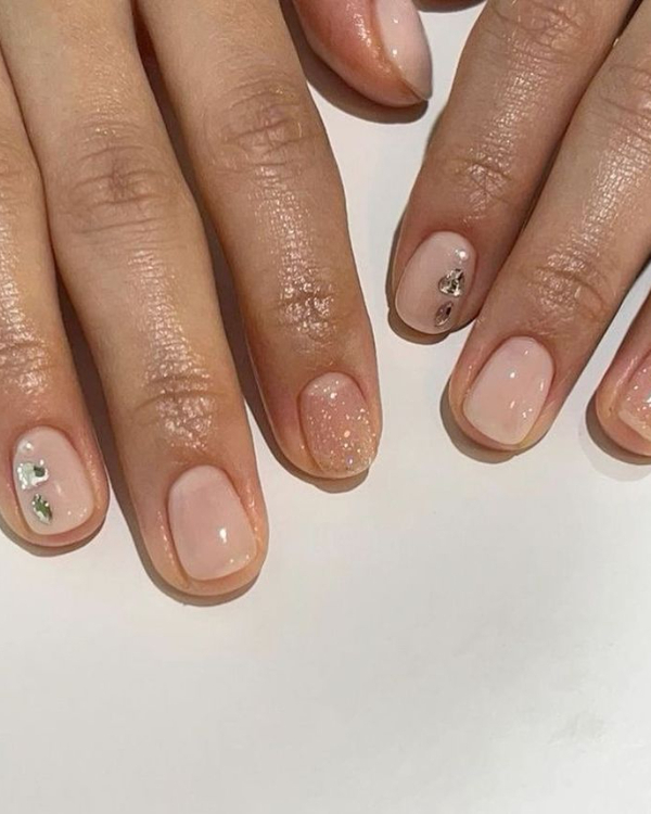 35 Unique Nail Art Designs to Elevate Your Wedding Look