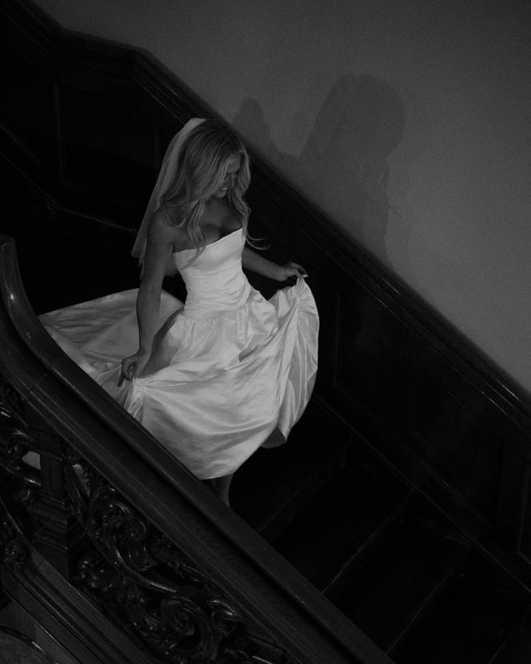 A Chic & Colorful Multi-Day Seaside Celebration in Spain