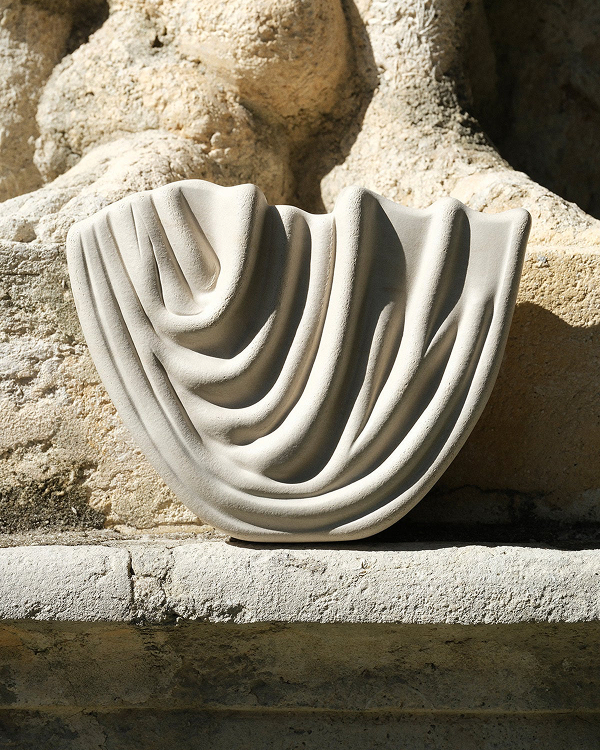 40 Statement Accessories to Complete Your Wedding Wardrobe