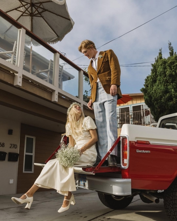 35 Engagement Photoshoot Ideas for Unforgettable Photos