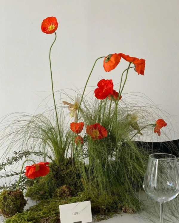 25 Ikebana-Inspired Floral Arrangements to Elevate Your Wedding