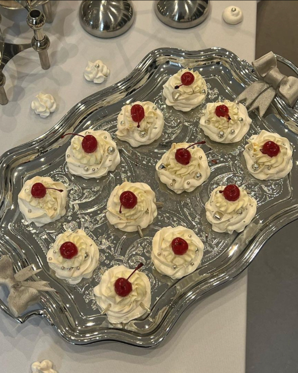 45 Silver Wedding Decor Ideas That Are Totally on Trend