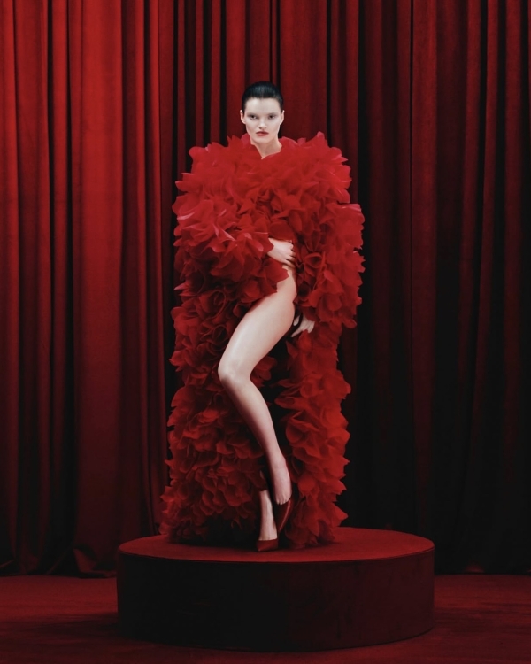 Date Night: 20 Chic Valentine's Day Outfit Ideas