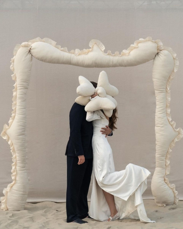 30 Wedding Arch Ideas for a Picture-Perfect Ceremony in 2025