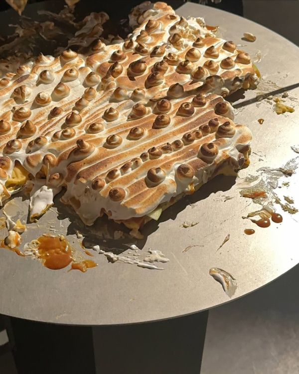 35 Chic Ideas to Elevate Your Wedding Dessert Tables