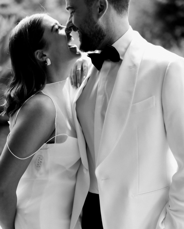 23 Best Wedding Photographers in Australia | Modern, Cinematic Photography | TOP Luxury Bridal Photographers