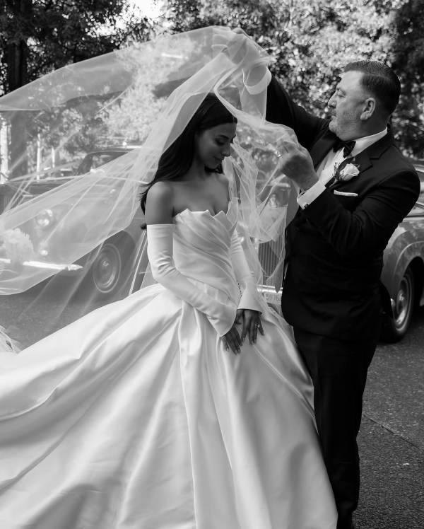 23 Best Wedding Photographers in Australia | Modern, Cinematic Photography | TOP Luxury Bridal Photographers