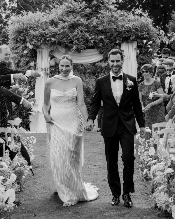 A Romantic Wedding at a Timeless English Countryside Estate