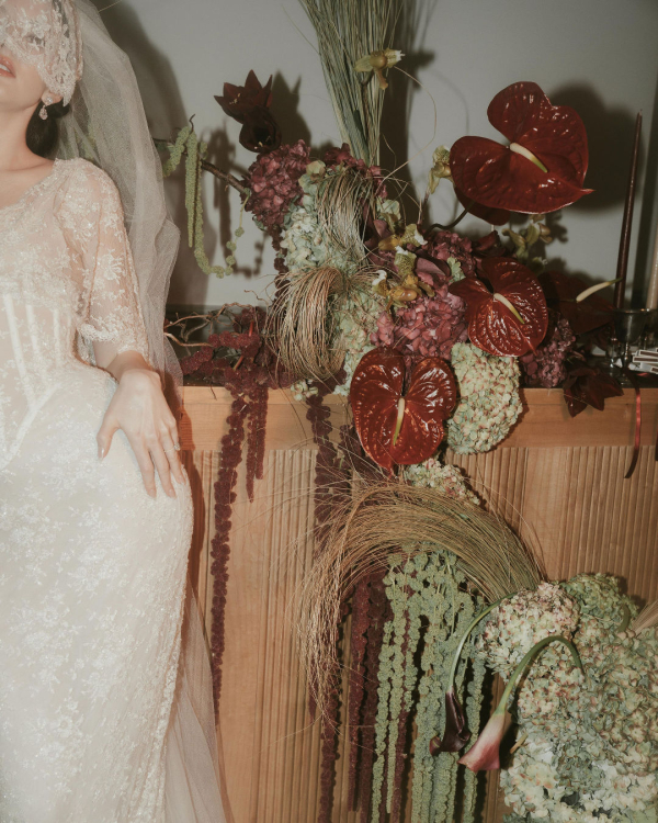 Vintage Dreams, Modern Love