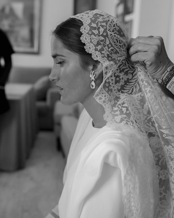 30 Ways to Style 'Something Old, New, Borrowed, and Blue' Into Your Bridal Look