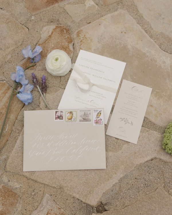 10 Meaningful Ways to Honor Lost Loved Ones at Your Wedding