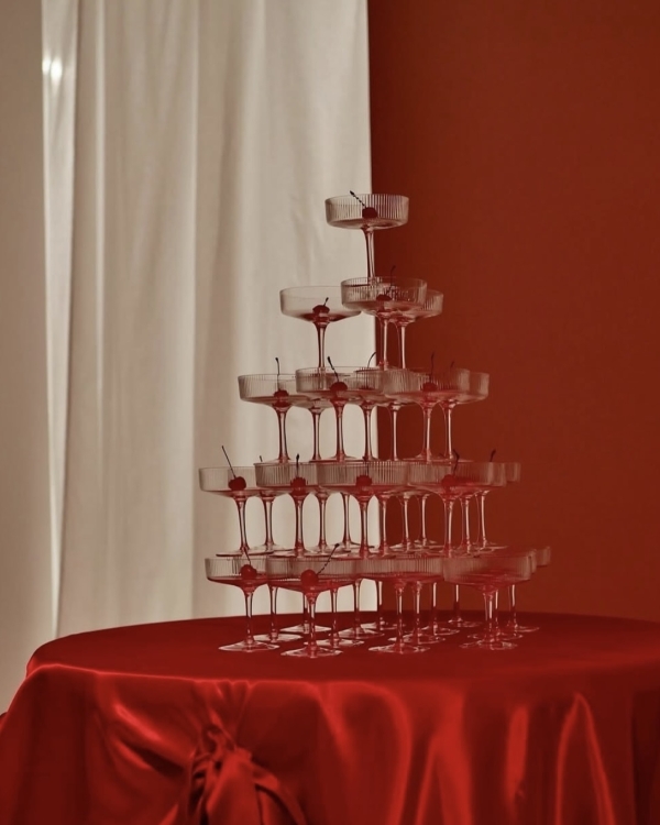 30 Creative Drink Tower Ideas to Elevate Your Cocktail Hour
