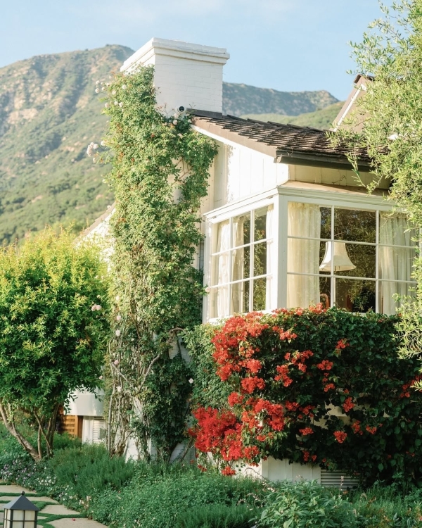 10 Scenic Ranch Wedding Venues in California