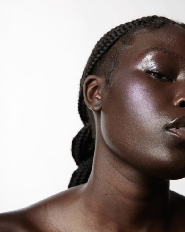 A Step-by-Step Guide to Sea Witchery Makeup