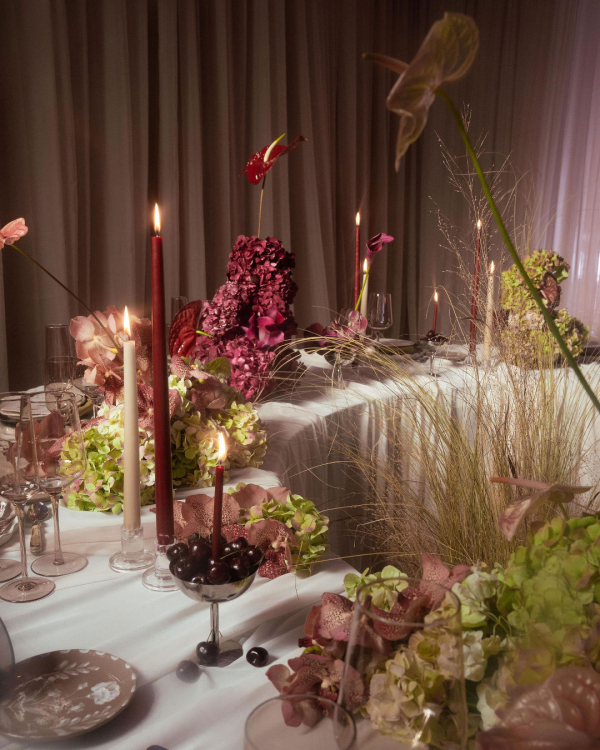 Vintage Dreams, Modern Love