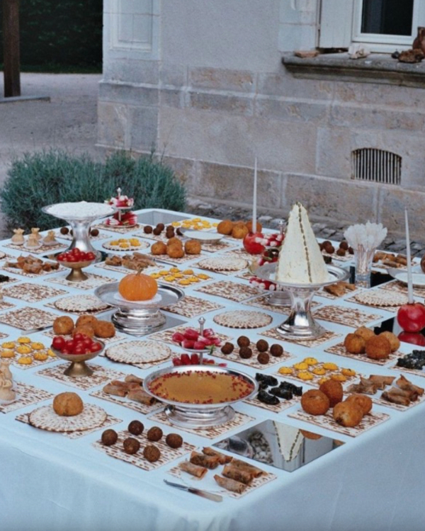 35 Chic Ideas to Elevate Your Wedding Dessert Tables