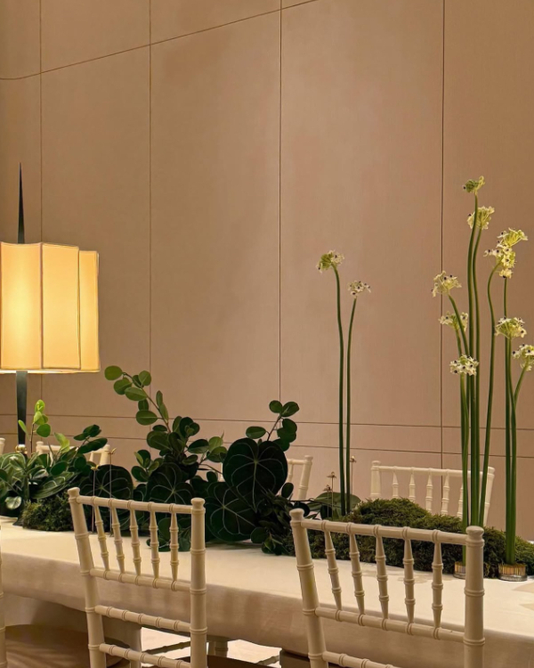 35 Ways to Style Freestanding Floral Stems