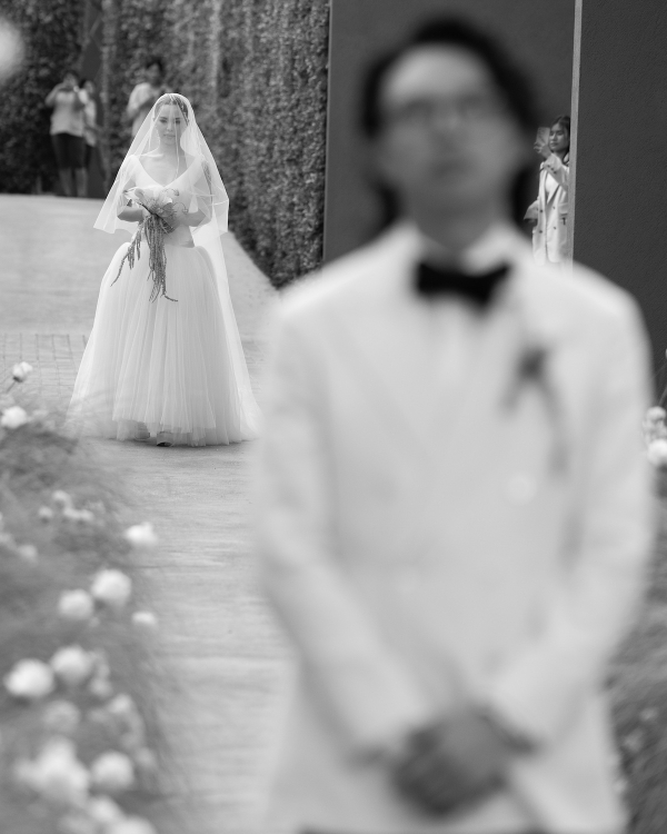 Inside Bridal Designer Mia Ateliers’ Enchanting Seaside Wedding in Thailand