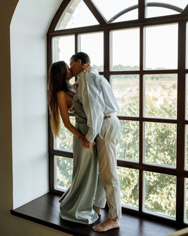 35 Engagement Photoshoot Ideas for Unforgettable Photos