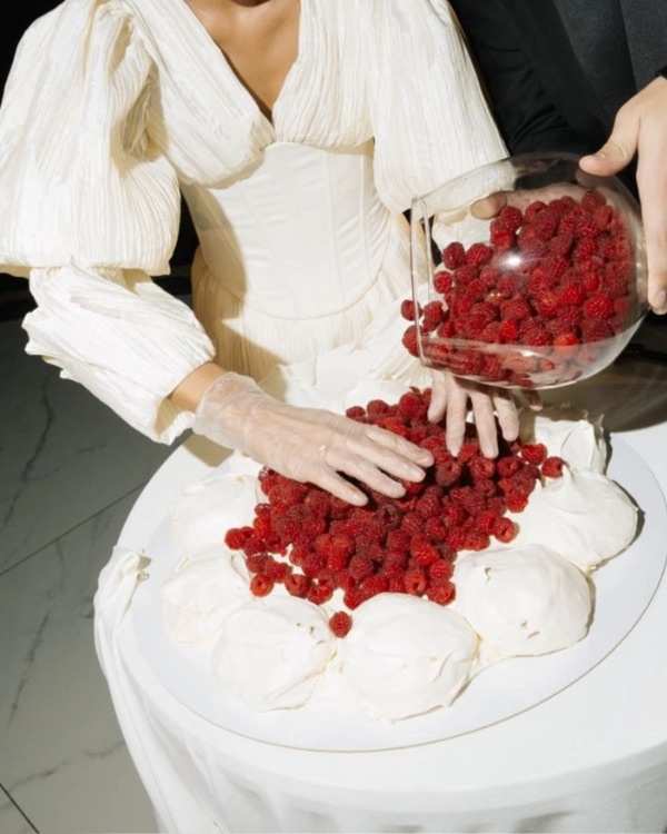 35 Chic Ideas to Elevate Your Wedding Dessert Tables